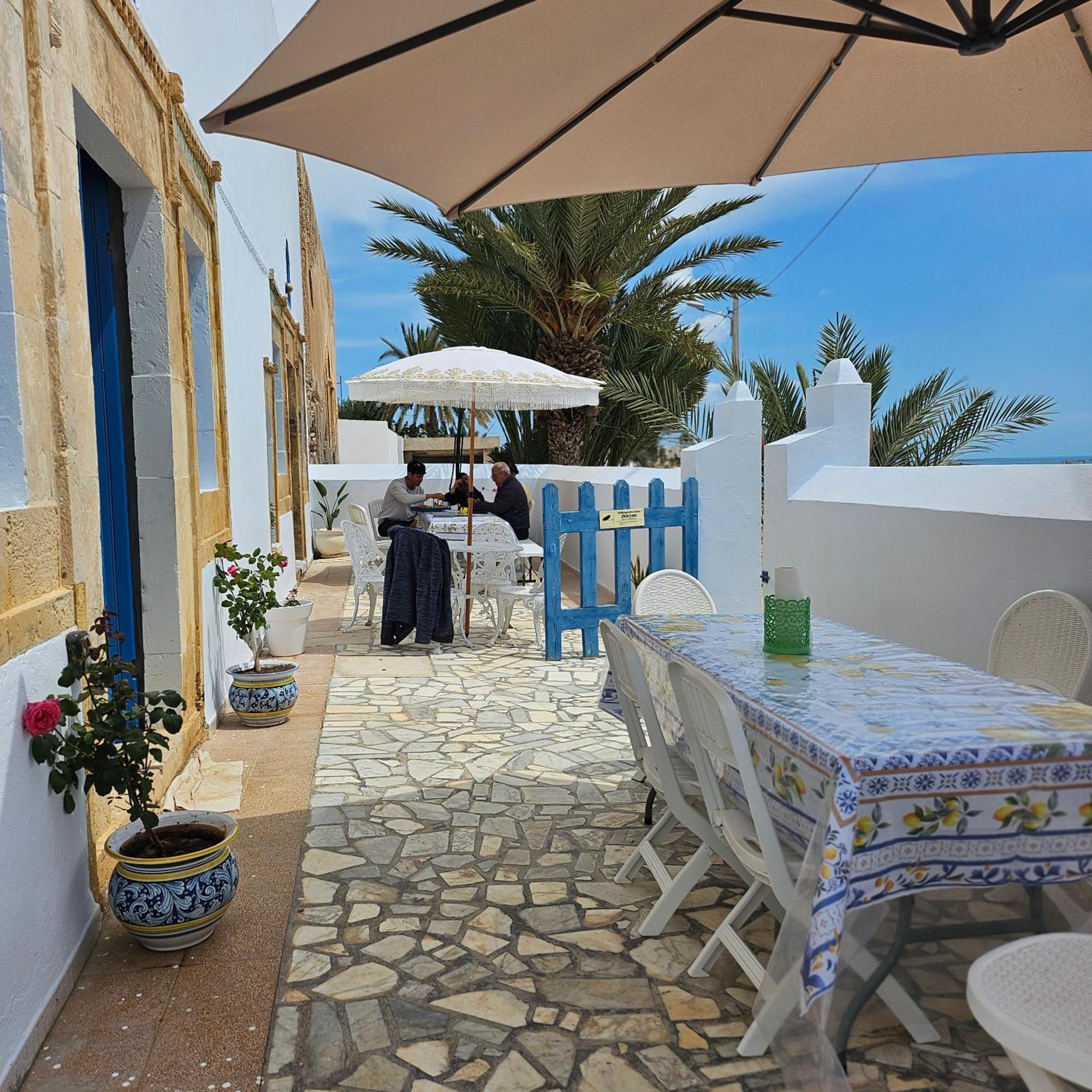 Beit El Ezz - Les Suites Ouled Yaneg Exterior photo